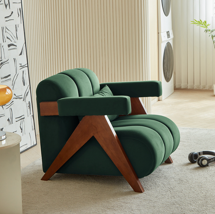 Hilla Lounge Chair