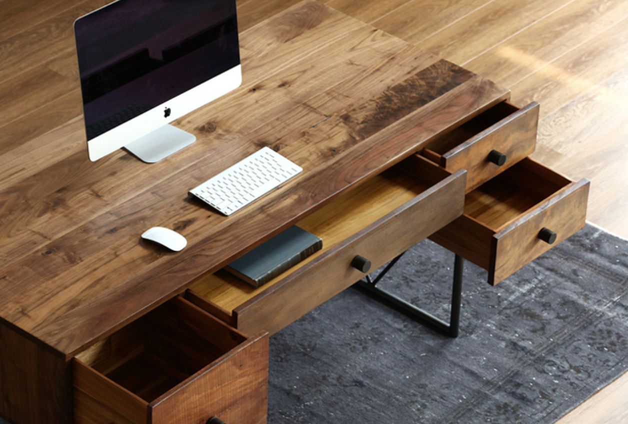 Þóra Solid Wood Office Desk - Arctic Lounge