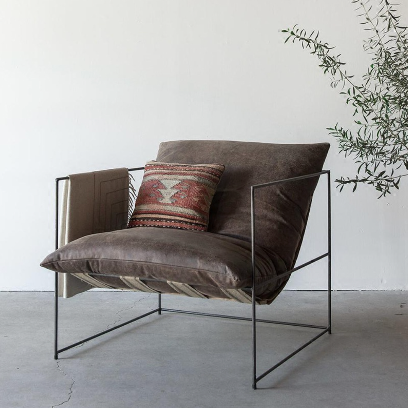 Birna Lounge Chair - Arctic Lounge